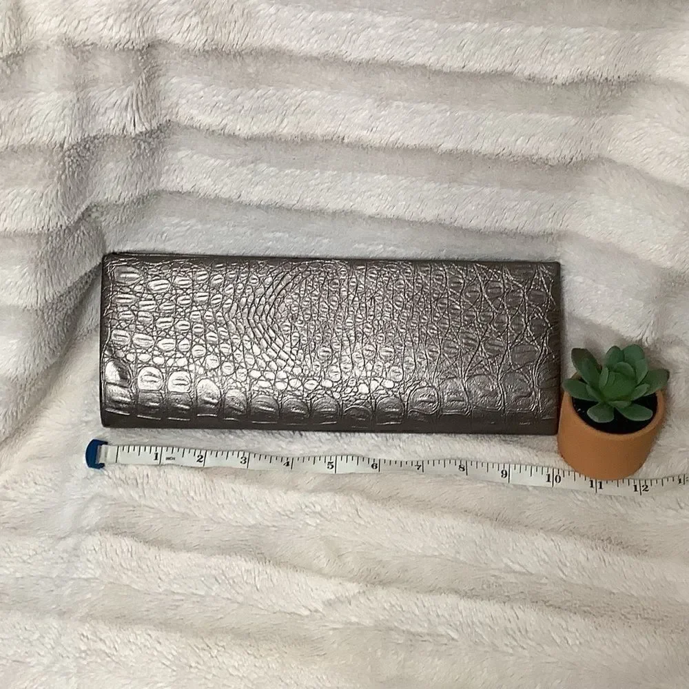 Bijoux Terner Grey gray metallic evening clutch with snap closures very clean